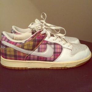 Nike Dunk Low Pink Plaid